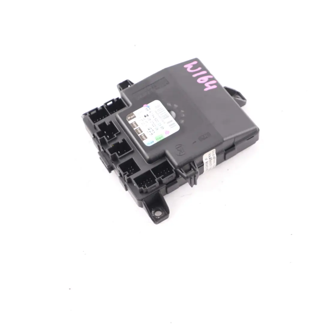Front Door Module Left N/S Control Unit ECU to Mercedes ML W164 with Part number A1648200385 Mercedes ML W164 Front Door Module Left N/S Control Unit ECU - SKU A1648200385 - Part number A1648200385
