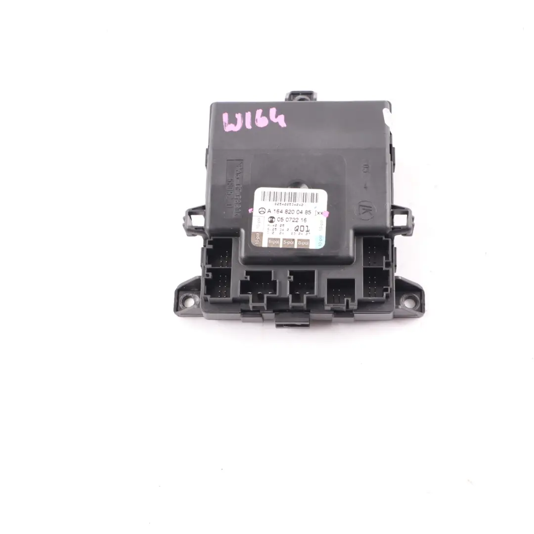 Módulo Puerta Delantera Derecha Unidad Control ECU para Mercedes ML W164 con número de pieza A1648200485 Mercedes ML W164 Módulo Puerta Delantera Derecha Unidad Control ECU - SKU A1648200485 - Número de pieza A1648200485