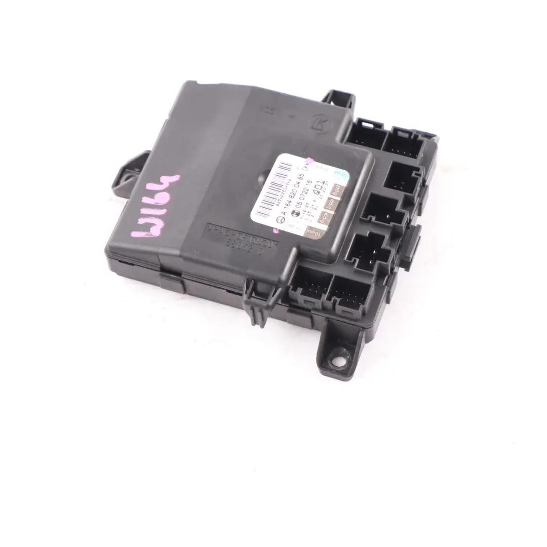 Door Module Front Right Control Unit ECU pour Mercedes ML W164 à propos du numéro de pièce A1648200485 Mercedes ML W164 Door Module Front Right Control Unit ECU - SKU A1648200485 - Numéro de pièce A1648200485