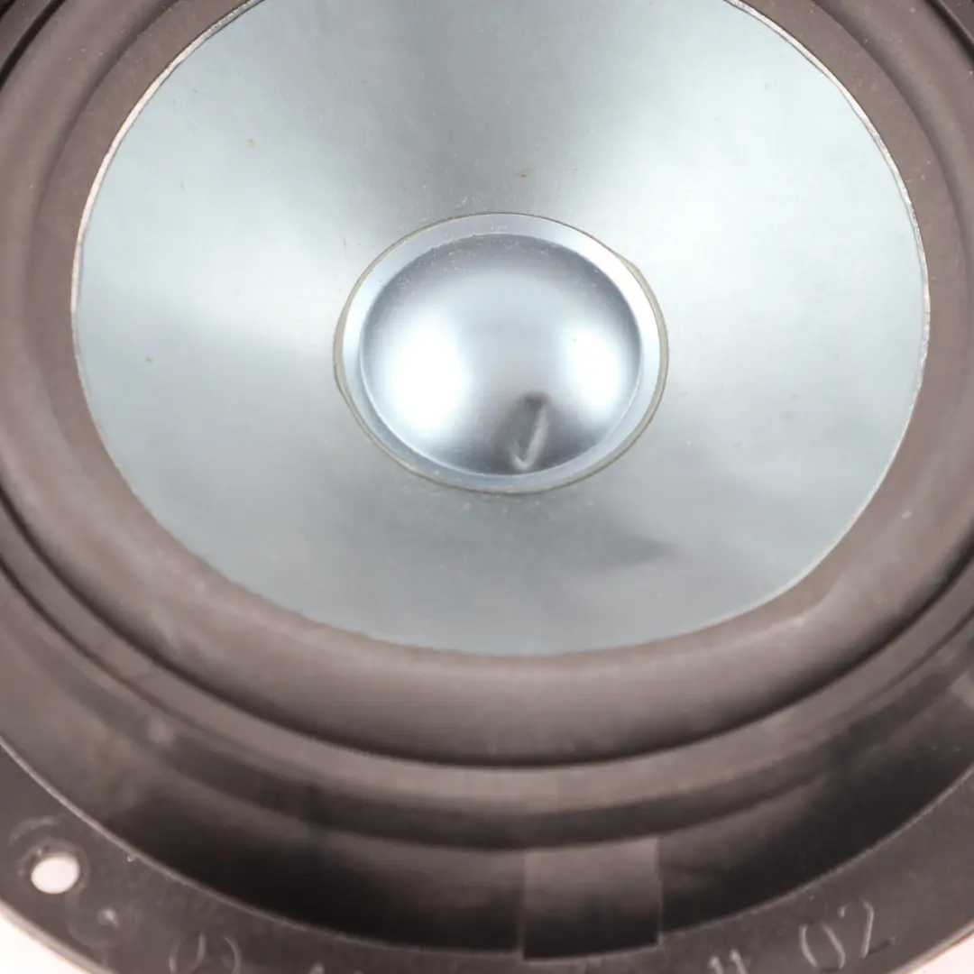 Lautsprecher Tür Hinten Links Rechts Harman Kardon für Mercedes ML W164 mit Teilenummer A1648201102 Mercedes ML W164 Lautsprecher Tür Hinten Links Rechts Harman Kardon - SKU A1648201102 - Teilenummer A1648201102