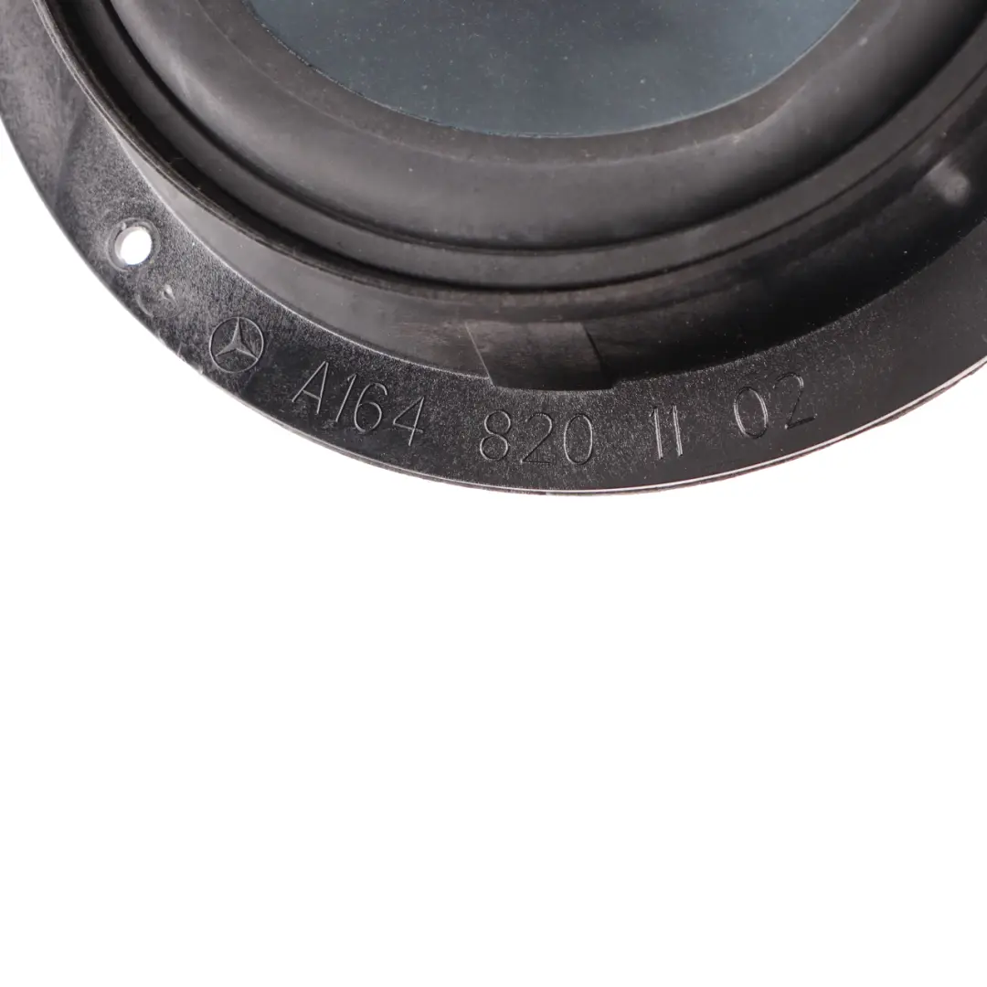 Altoparlante Porta Posteriore Destra Harman Kardon per Mercedes ML W164 con numero di parte A1648201102 Mercedes ML W164 Altoparlante Porta Posteriore Destra Harman Kardon - SKU A1648201102 - Numero di parte A1648201102