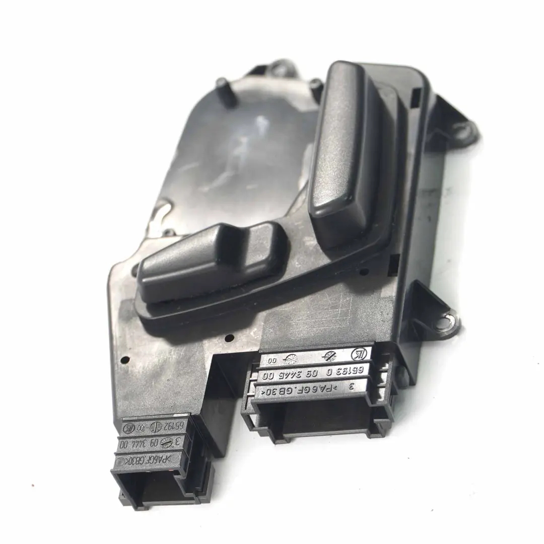 Panel de Interruptores Derecho Asiento Delantero para Mercedes ML W164 con número de pieza A1648201410 Mercedes ML W164 Panel de Interruptores Derecho Asiento Delantero - SKU A1648201410 - Número de pieza A1648201410