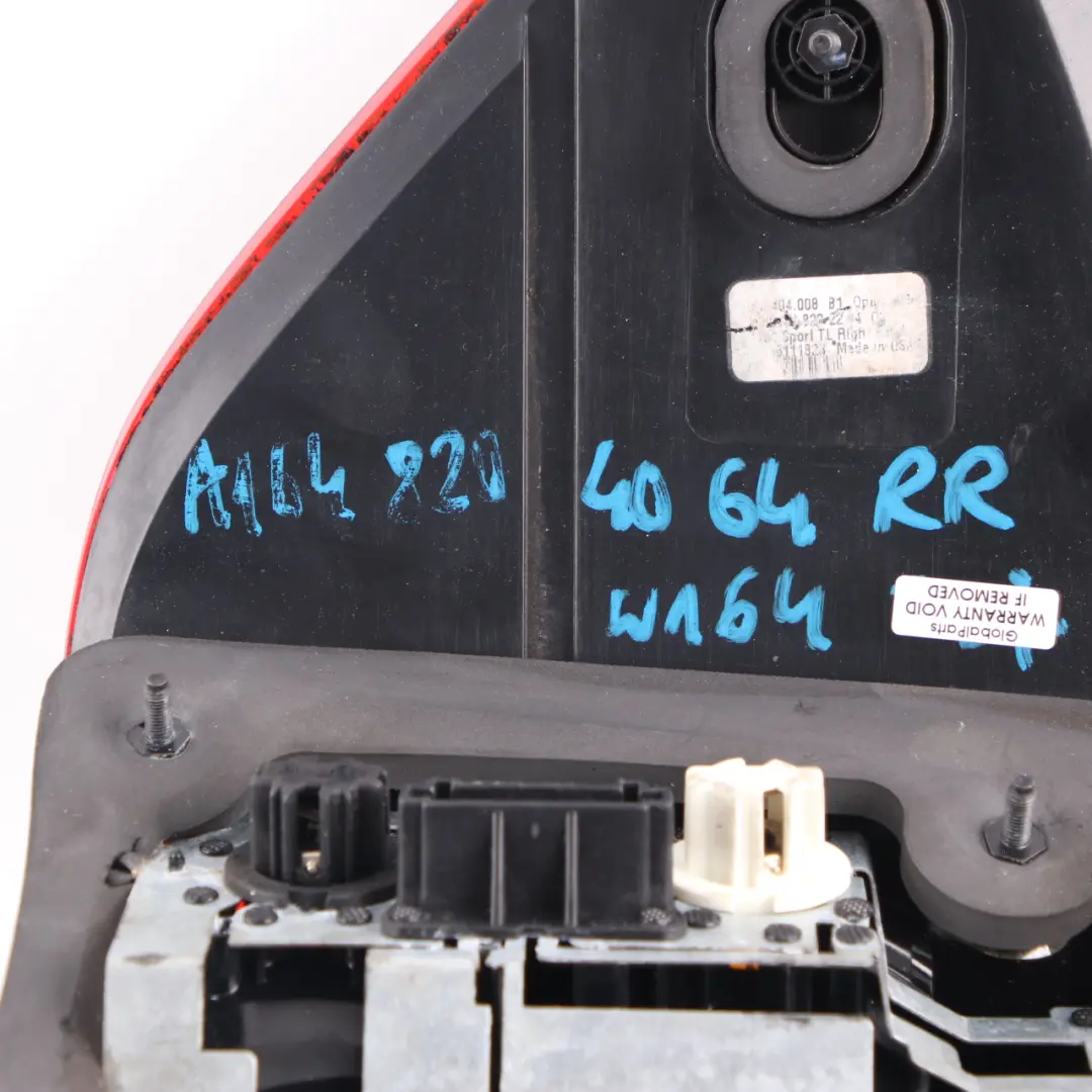 Luz Trasera Mercedes ML W164 Derecha Luz Panel Lateral Embellecedor para con número de pieza A1648204064 Luz Trasera Mercedes ML W164 Derecha Luz Panel Lateral Embellecedor - SKU A1648204064 - Número de pieza A1648204064