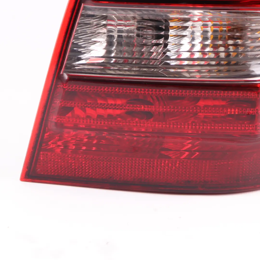 Luz Trasera Mercedes ML W164 Derecha Luz Panel Lateral Embellecedor para con número de pieza A1648204064 Luz Trasera Mercedes ML W164 Derecha Luz Panel Lateral Embellecedor - SKU A1648204064 - Número de pieza A1648204064