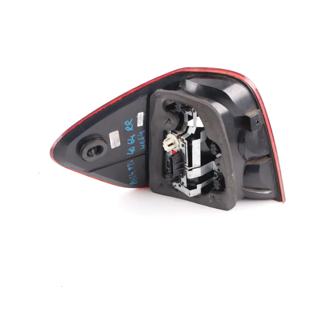 Luz Trasera Mercedes ML W164 Derecha Luz Panel Lateral Embellecedor para con número de pieza A1648204064 Luz Trasera Mercedes ML W164 Derecha Luz Panel Lateral Embellecedor - SKU A1648204064 - Número de pieza A1648204064