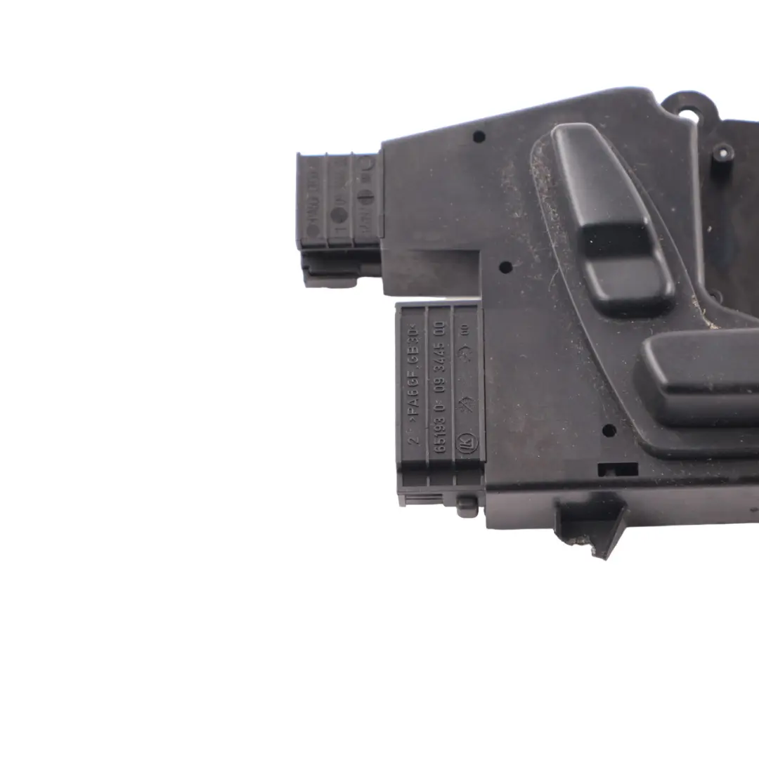 Ajuste asiento Mercedes W164 W251 Botón interruptor derecho para con número de pieza A1648207410 Ajuste asiento Mercedes W164 W251 Botón interruptor derecho - SKU A1648207410-1 - Número de pieza A1648207410