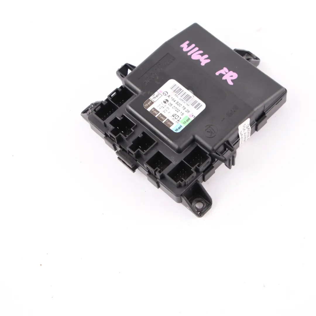 Module Porte Module Unité Contrôle Avant Droite pour Mercedes W164 à propos du numéro de pièce A1648207826 Mercedes W164 Module Porte Module Unité Contrôle Avant Droite - SKU A1648207826 - Numéro de pièce A1648207826