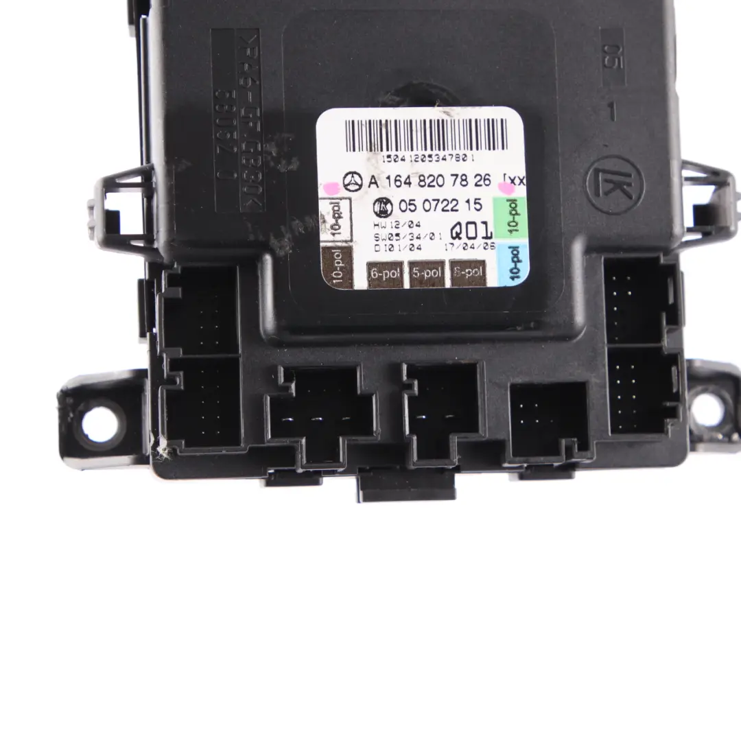Módulo Puerta Delantera Derecha Módulo Unidad Control para Mercedes W164 con número de pieza A1648207826 Mercedes W164 Módulo Puerta Delantera Derecha Módulo Unidad Control - SKU A1648207826 - Número de pieza A1648207826