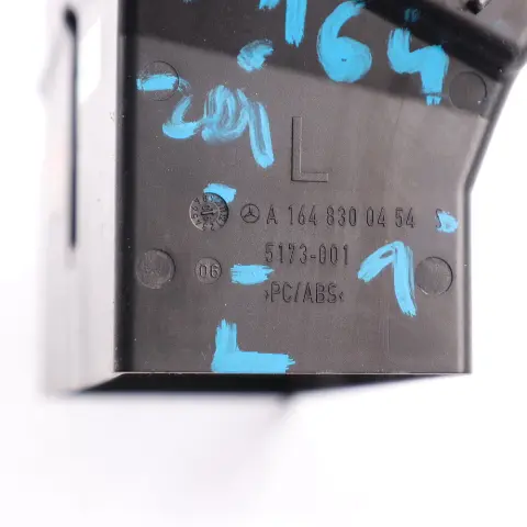 Mercedes ML W164 Centre Console Rear Air Vent Nozzle Grill Buckskin - SKU A1648300454-1 - Part number A1648300454