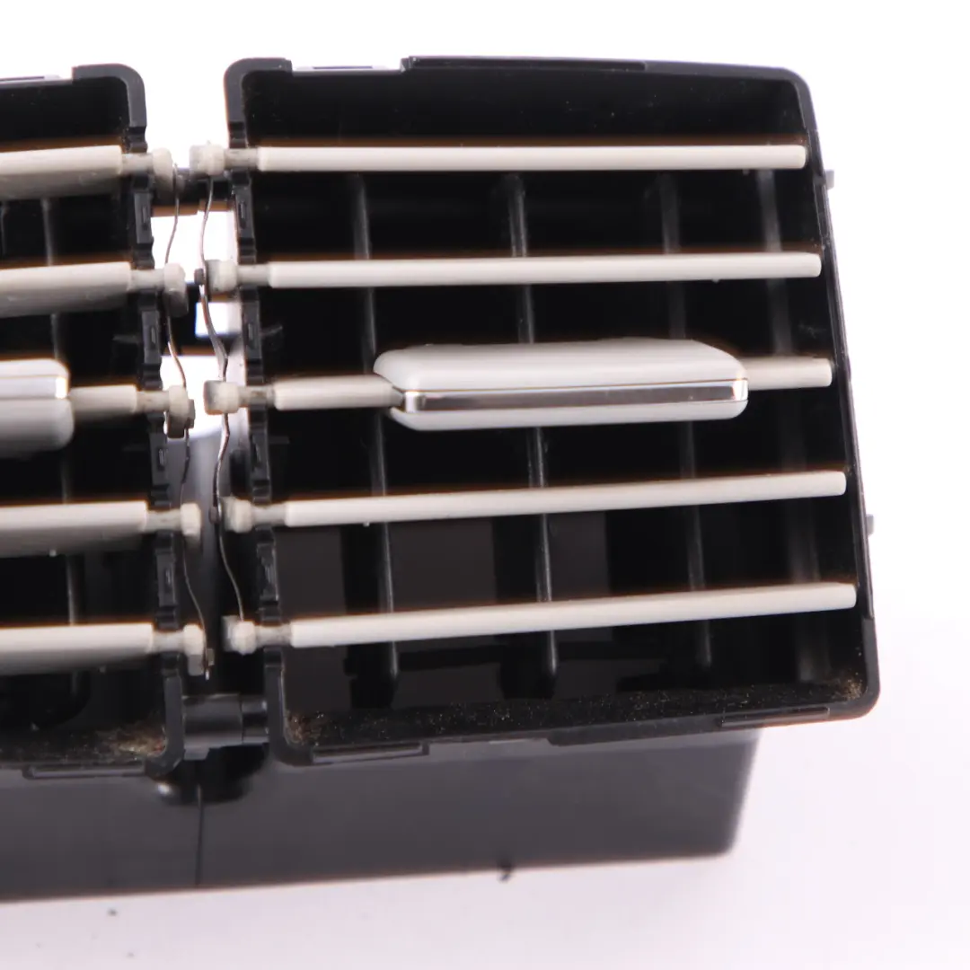 Mercedes ML W164 Consola Central Rejilla de Ventilación Trasera Gris - SKU A1648300454 - Número de pieza A1648300454