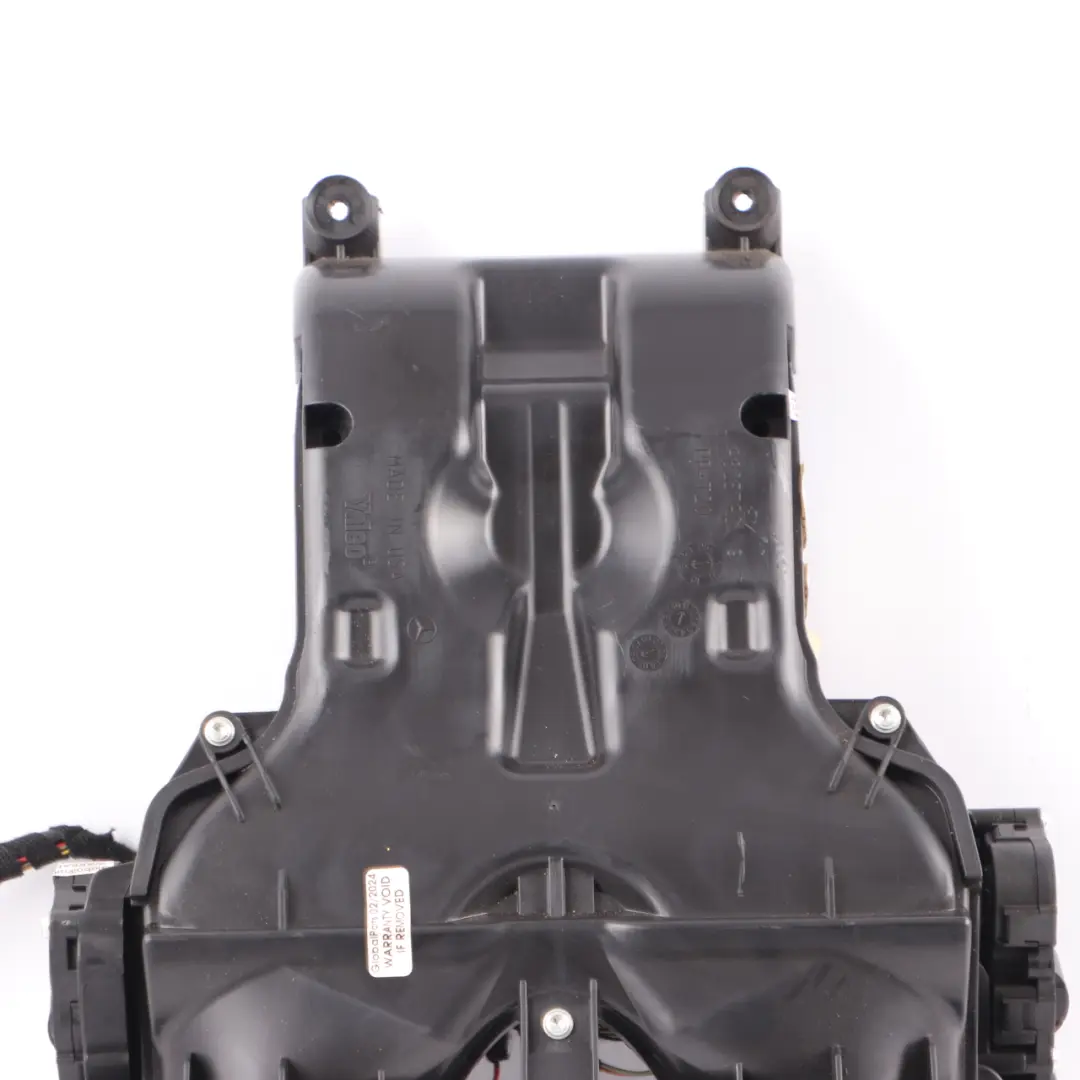 Luft Kanal Mercedes W164 Zentrale Armaturen Brett Lüftungs Schlitze für mit Teilenummer A1648300544 Luft Kanal Mercedes W164 Zentrale Armaturen Brett Lüftungs Schlitze - SKU A1648300544 - Teilenummer A1648300544