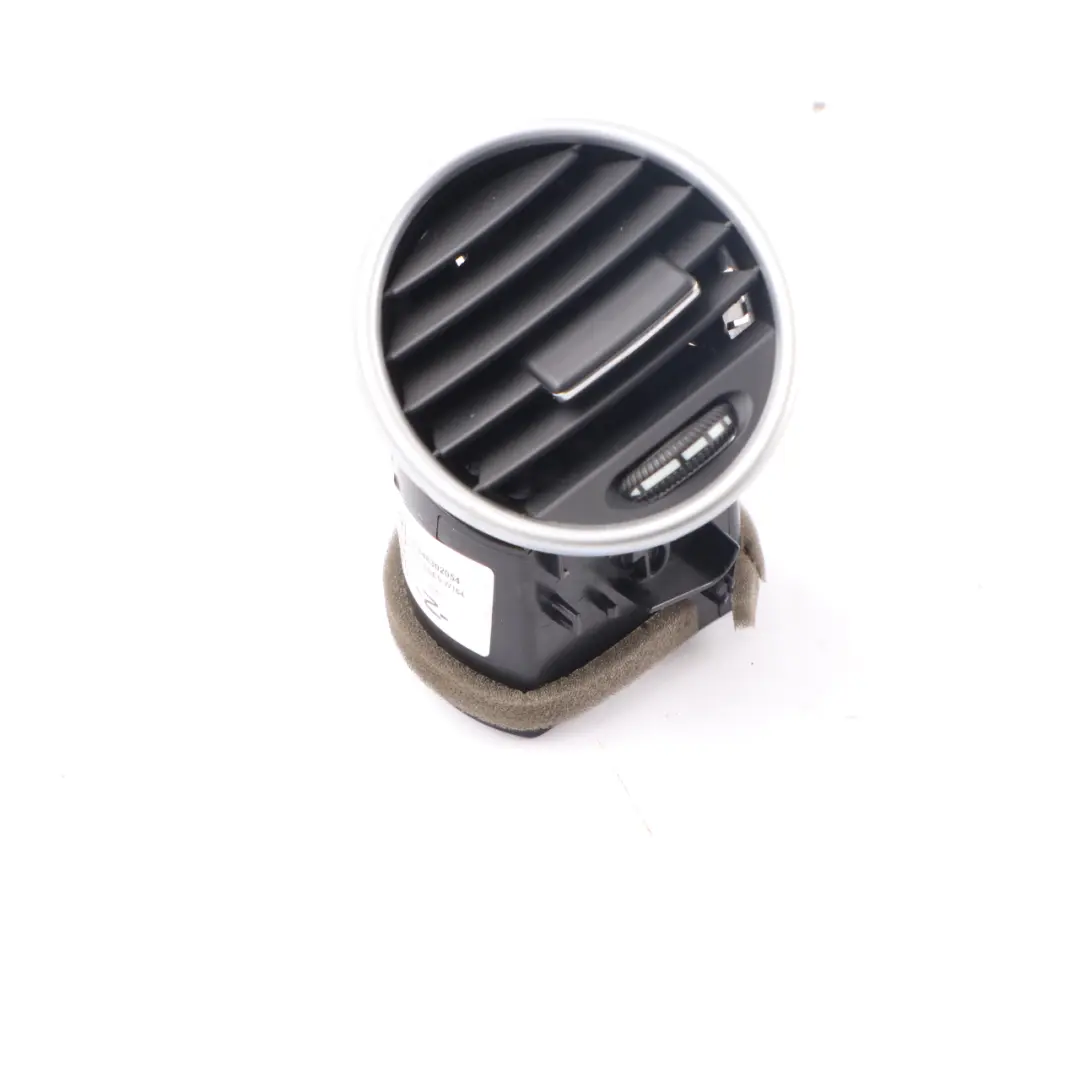 Salpicadero Air Vent Derecha Boquilla Rejilla Negro para Mercedes ML W164 con número de pieza A1648302054 Mercedes ML W164 Salpicadero Air Vent Derecha Boquilla Rejilla Negro - SKU A1648302054 - Número de pieza A1648302054