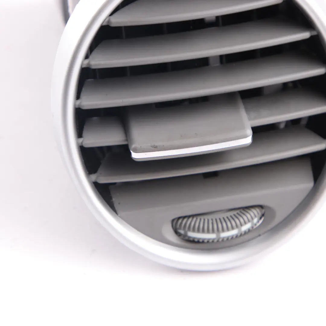 Cruscotto Centro Bocchetta Aria Centro per Mercedes ML W164 con numero di parte A1648302154 Mercedes ML W164 Cruscotto Centro Bocchetta Aria Centro - SKU A1648302154-1 - Numero di parte A1648302154