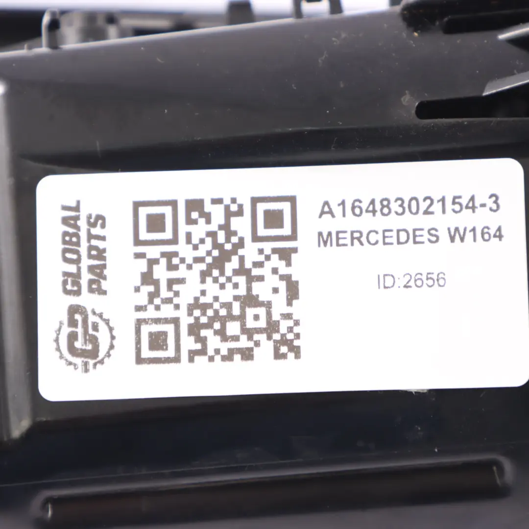 Mercedes ML W164 Dashboard Centre Air Vent Nozzle Grille Black - SKU A1648302154-3 - Part number A1648302154