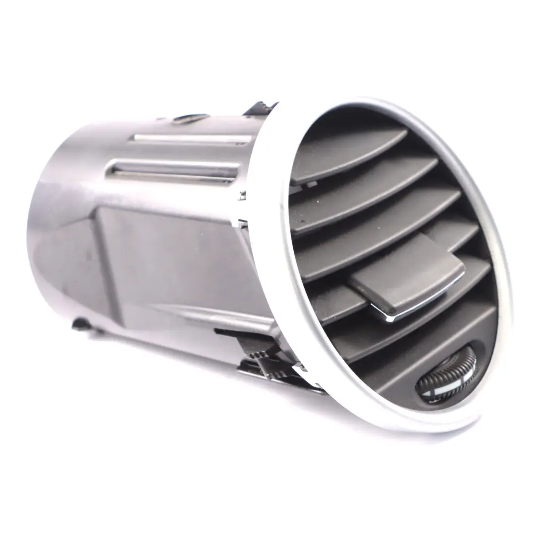 Cruscotto Centro bocchetta aria Griglia Nero per Mercedes ML W164 con numero di parte A1648302154 Mercedes ML W164 Cruscotto Centro bocchetta aria Griglia Nero - SKU A1648302154-3 - Numero di parte A1648302154