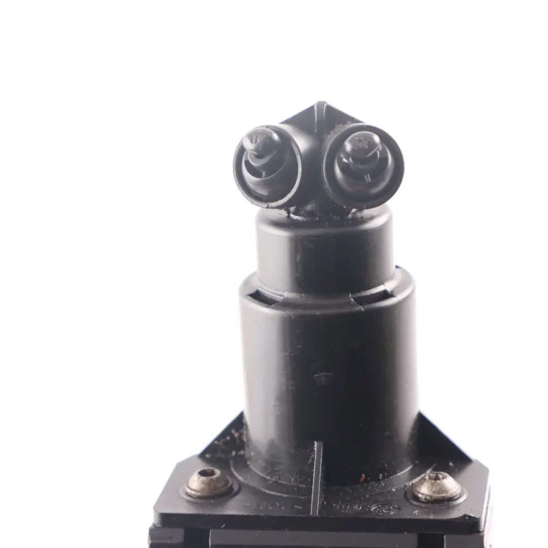 Headlight Washer Jet Spray Nozzle Right O/S to Mercedes ML W164 with Part number A1648600647 Mercedes ML W164 Headlight Washer Jet Spray Nozzle Right O/S - SKU A1648600647 - Part number A1648600647