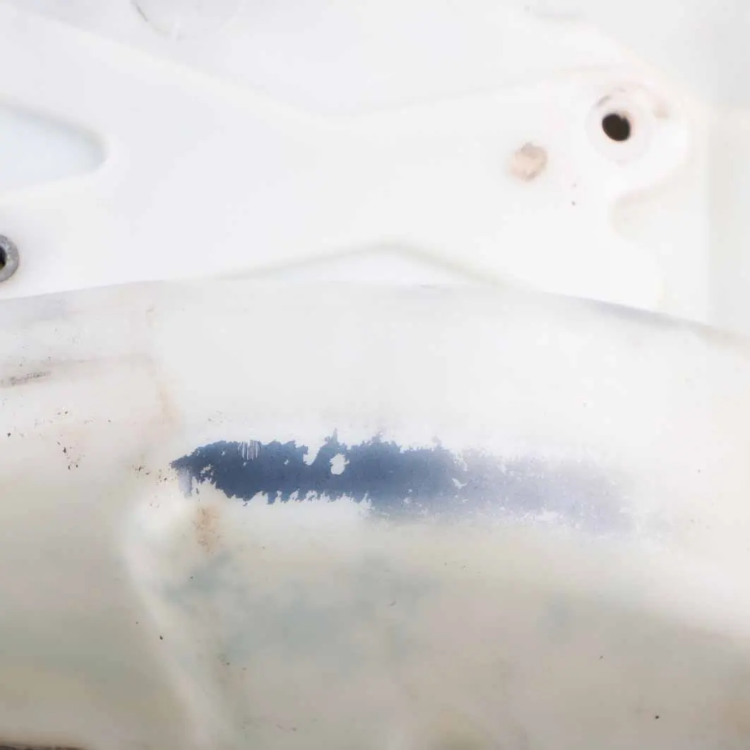 Zbiornik Płynu Spryskiwaczy A1648690020 do Mercedes ML W164 o numerze A1648600960 Mercedes ML W164 Zbiornik Płynu Spryskiwaczy A1648690020 - SKU A1648600960-1 - Numer Części A1648600960