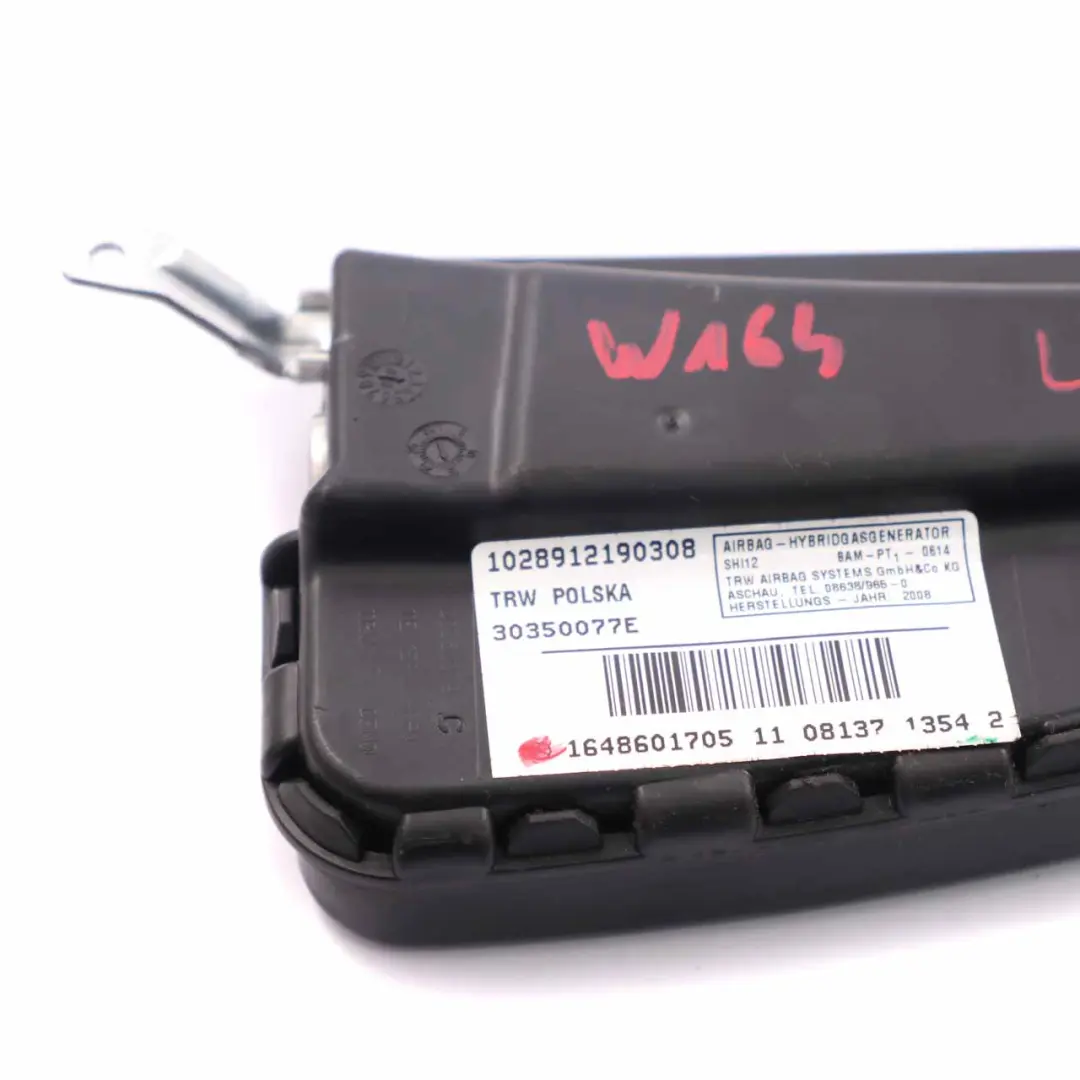 Airbag laterale anteriore sinistro modulo sedile per Mercedes W164 W221 con numero di parte A1648601705 Mercedes W164 W221 Airbag laterale anteriore sinistro modulo sedile - SKU A1648601705 - Numero di parte A1648601705