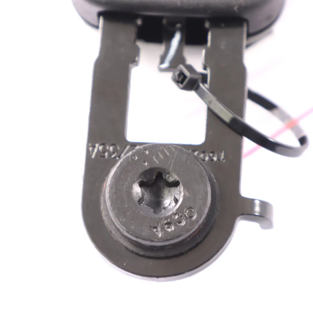 Boucle de ceinture de sécurité arrière gauche pour Mercedes X164 à propos du numéro de pièce A1648602169 Mercedes X164 Boucle de ceinture de sécurité arrière gauche - SKU A1648602169 - Numéro de pièce A1648602169