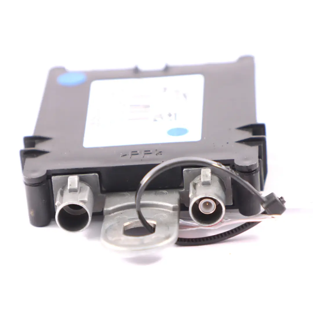 Mercedes X164 Antena Amplificador - SKU A1648701789 - Número de pieza A1648701789