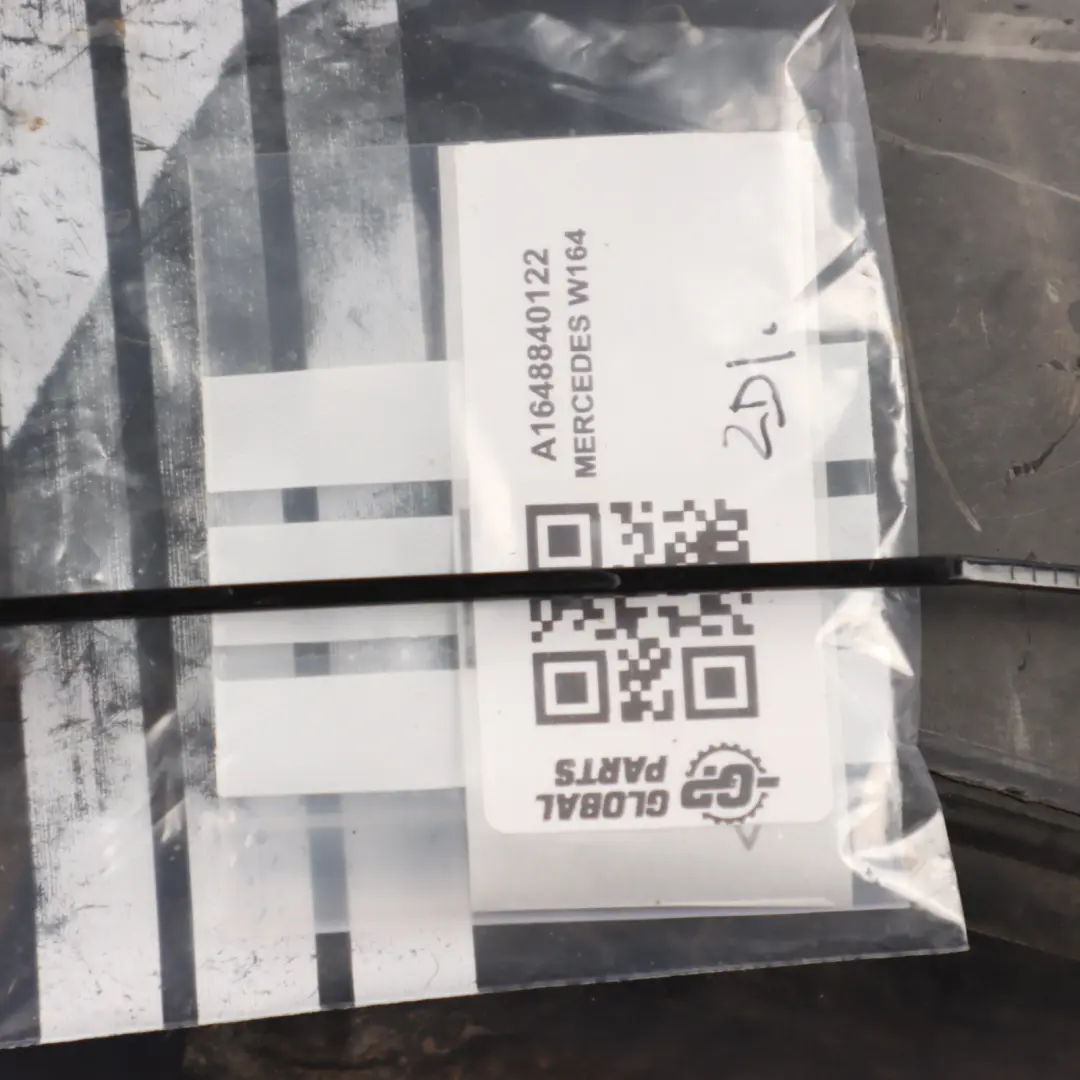 passaruota anteriore sinistro copertura alloggiamento A1648840122 per Mercedes W164 con numero di parte A1648802705 Mercedes W164 passaruota anteriore sinistro copertura alloggiamento A1648840122 - SKU A1648802705 - Numero di parte A1648802705