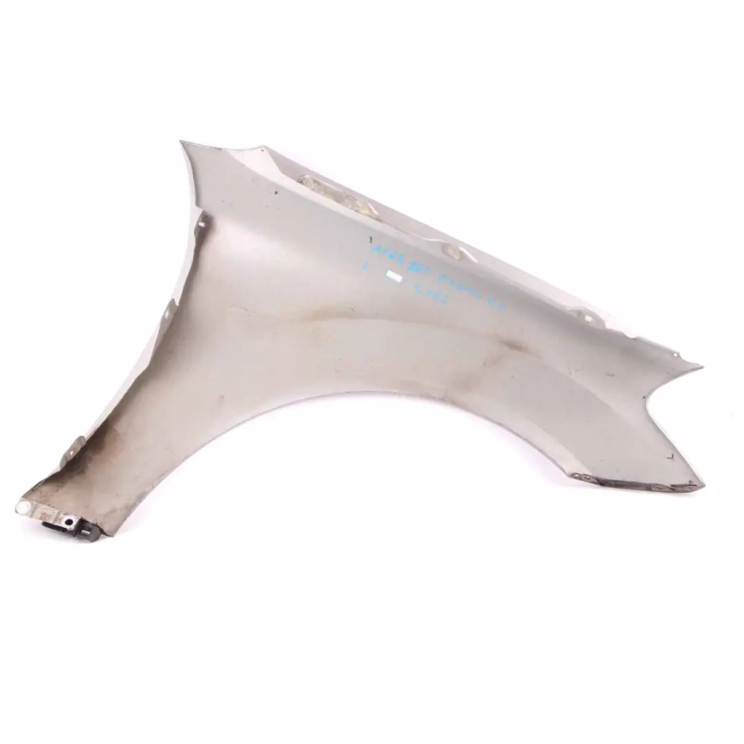 Side Panel Front Left N/S Wing Fender Cubanite Silver - 723 to Mercedes ML W164 with Part number A1648810101 Mercedes ML W164 Side Panel Front Left N/S Wing Fender Cubanite Silver - 723 - SKU A1648810101-CS - Part number A1648810101