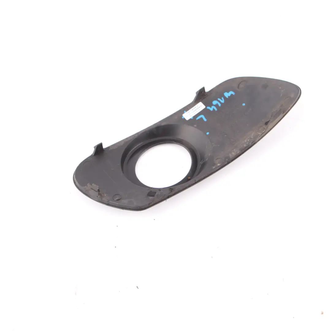 Pare-chocs avant Cache-feux antibrouillard gauche pour Mercedes W164 à propos du numéro de pièce A1648850923 Mercedes W164 Pare-chocs avant Cache-feux antibrouillard gauche - SKU A1648850923 - Numéro de pièce A1648850923