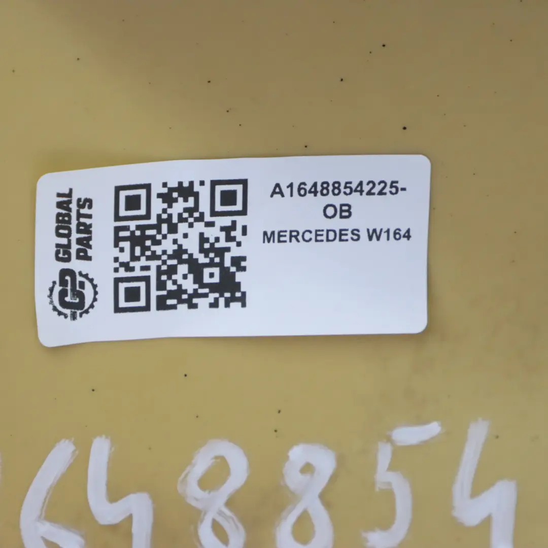 Bumper ML63 AMG Trim Panel Obsidian Black - 197 to Mercedes W164 Rear with Part number A1648854225 Mercedes W164 Rear Bumper ML63 AMG Trim Panel Obsidian Black - 197 - SKU A1648854225-OB - Part number A1648854225