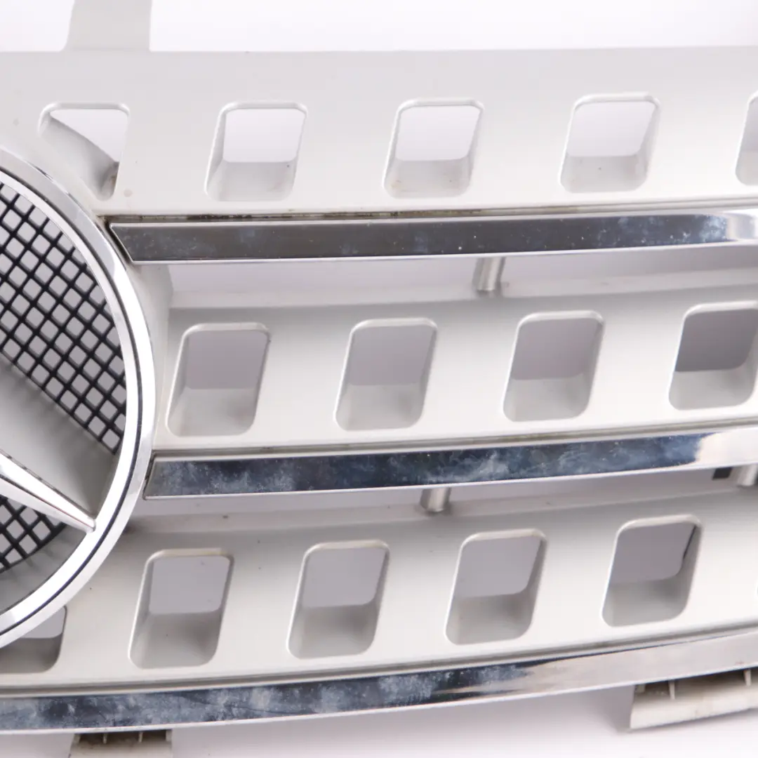 Mercedes W164 Capó delantero radiador rejilla panel plata cromada - SKU A1648880323 - Número de pieza A1648880323