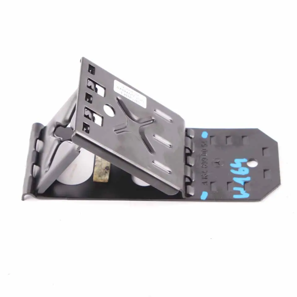 Klin Blokada Koła do Mercedes ML W164 W639 o numerze A1648990054 Mercedes ML W164 W639 Klin Blokada Koła - SKU A1648990054 - Numer Części A1648990054