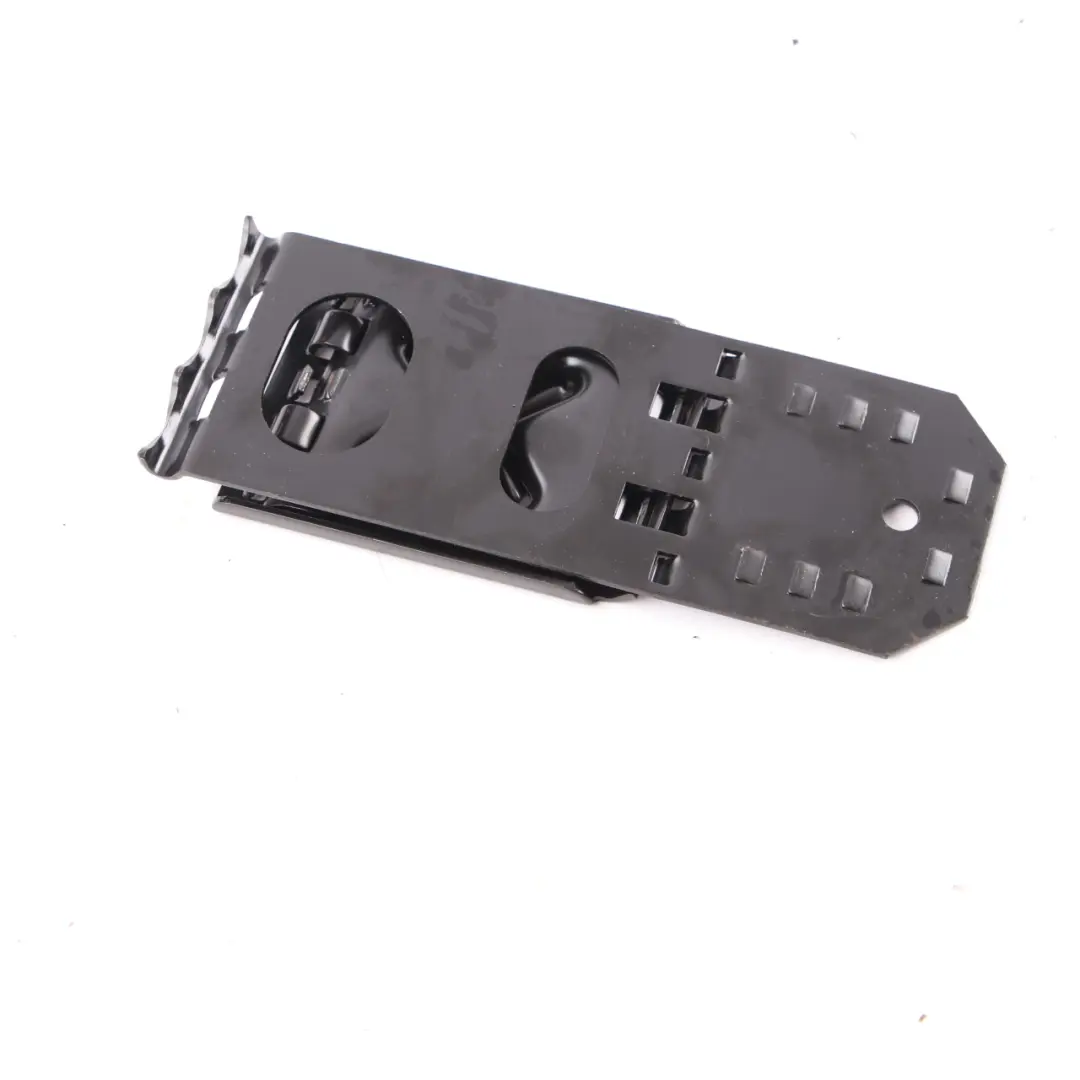 Cunei fermaruota Supporto per fermi per Mercedes ML W164 W639 con numero di parte A1648990054 Mercedes ML W164 W639 Cunei fermaruota Supporto per fermi - SKU A1648990054 - Numero di parte A1648990054