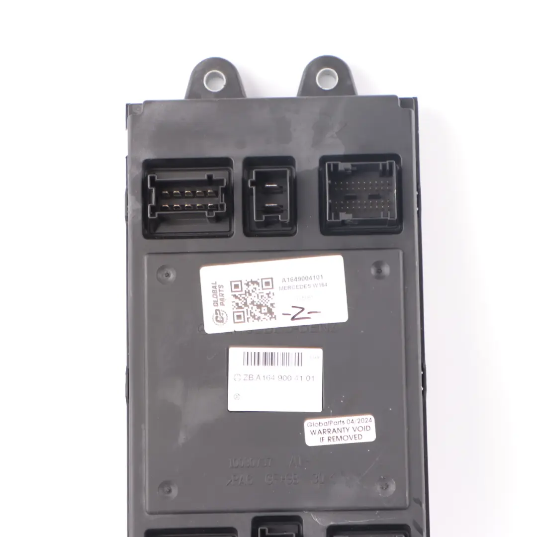 Caja Fusibles Módulo Unidad Control Lado Pasajero SAM para Mercedes ML W164 con número de pieza A1649004101 Mercedes ML W164 Caja Fusibles Módulo Unidad Control Lado Pasajero SAM - SKU A1649004101 - Número de pieza A1649004101