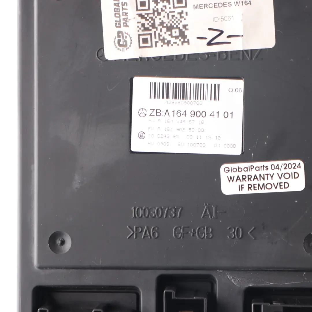Modulo Unità Controllo Lato Passeggero Scatola Fusibili SAM per Mercedes ML W164 con numero di parte A1649004101 Mercedes ML W164 Modulo Unità Controllo Lato Passeggero Scatola Fusibili SAM - SKU A1649004101 - Numero di parte A1649004101