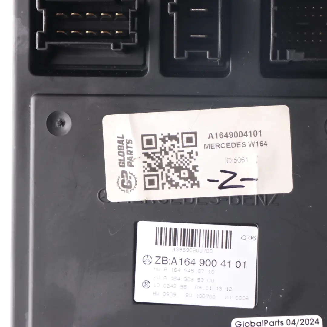 Module Unité Contrôle Côté Passager Boîte Fusibles SAM pour Mercedes ML W164 à propos du numéro de pièce A1649004101 Mercedes ML W164 Module Unité Contrôle Côté Passager Boîte Fusibles SAM - SKU A1649004101 - Numéro de pièce A1649004101