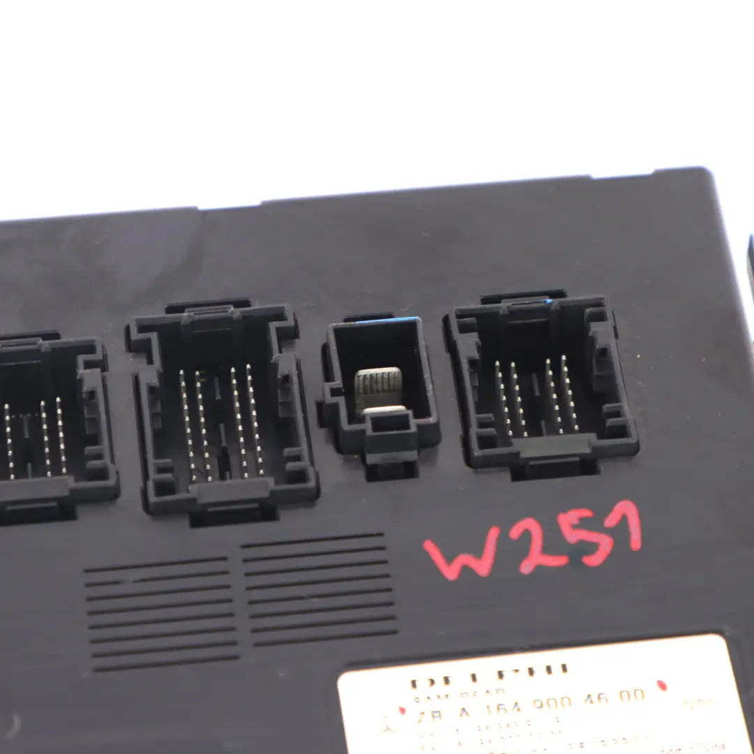 SAM Modul Steuergerät ECU für Mercedes ML W164 W251 mit Teilenummer A1649004600 Mercedes ML W164 W251 SAM Modul Steuergerät ECU - SKU A1649004600 - Teilenummer A1649004600