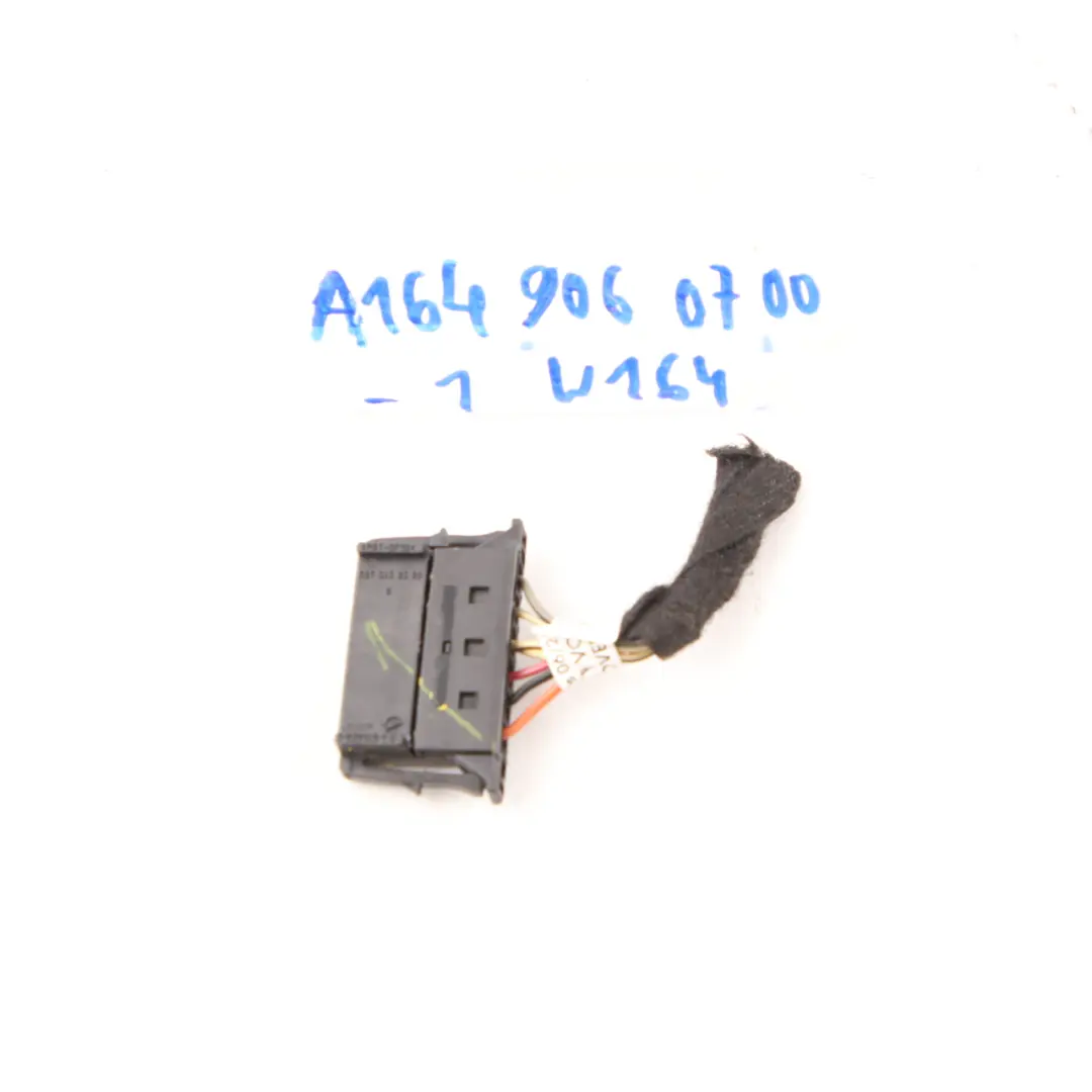 Tail Light Rear Left N/S Lamp Plug Socket Wiring A0375453528 to Mercedes ML W164 with Part number A1649060700 Mercedes ML W164 Tail Light Rear Left N/S Lamp Plug Socket Wiring A0375453528 - SKU A1649060700-1 - Part number A1649060700