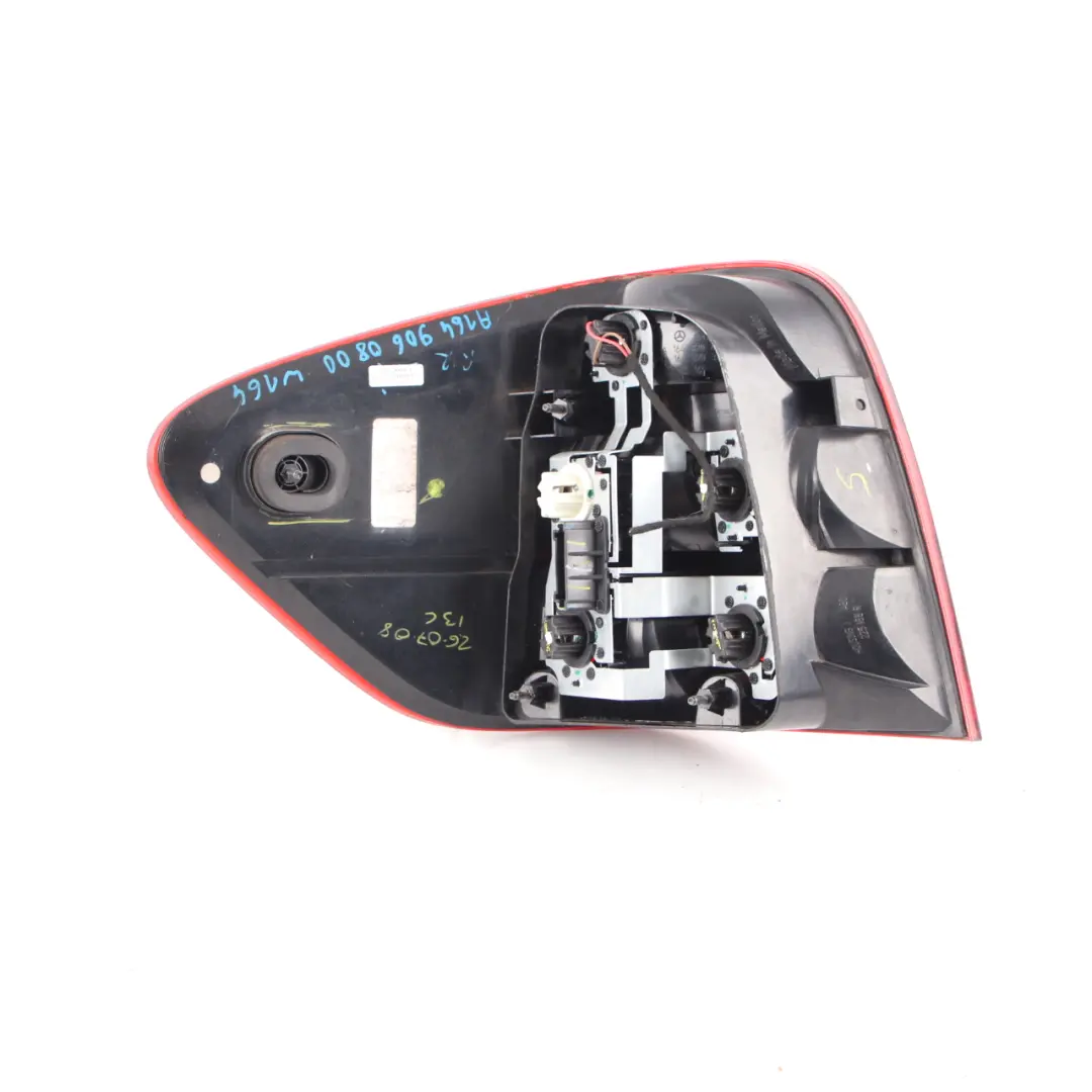 Rücklicht Hinten Rechts Lampe Seitenwand für Mercedes ML W164 mit Teilenummer A1649060800 Mercedes ML W164 Rücklicht Hinten Rechts Lampe Seitenwand - SKU A1649060800 - Teilenummer A1649060800