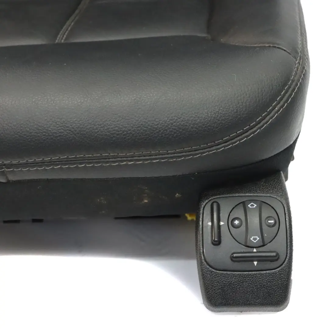 Fotel Prawy Przód Grzany Skóra Czarna do Mercedes GL X164 o numerze A1649100093 Mercedes GL X164 Fotel Prawy Przód Grzany Skóra Czarna - SKU A1649100093-1 - Numer Części A1649100093