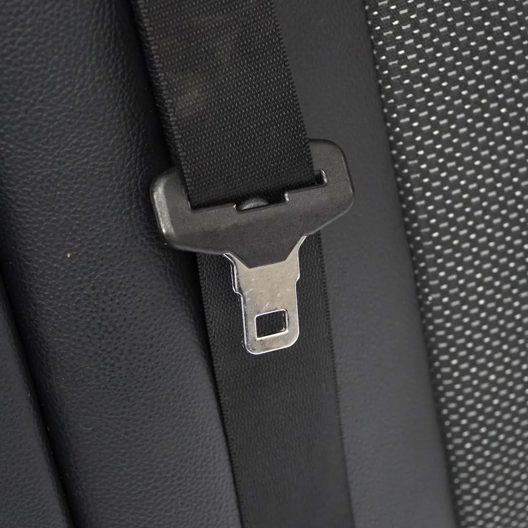 Mercedes ML W164 Dossier Siège Arrière Gauche Tissu Noir Intérieur - SKU A1649202347 - Numéro de pièce A1649202347