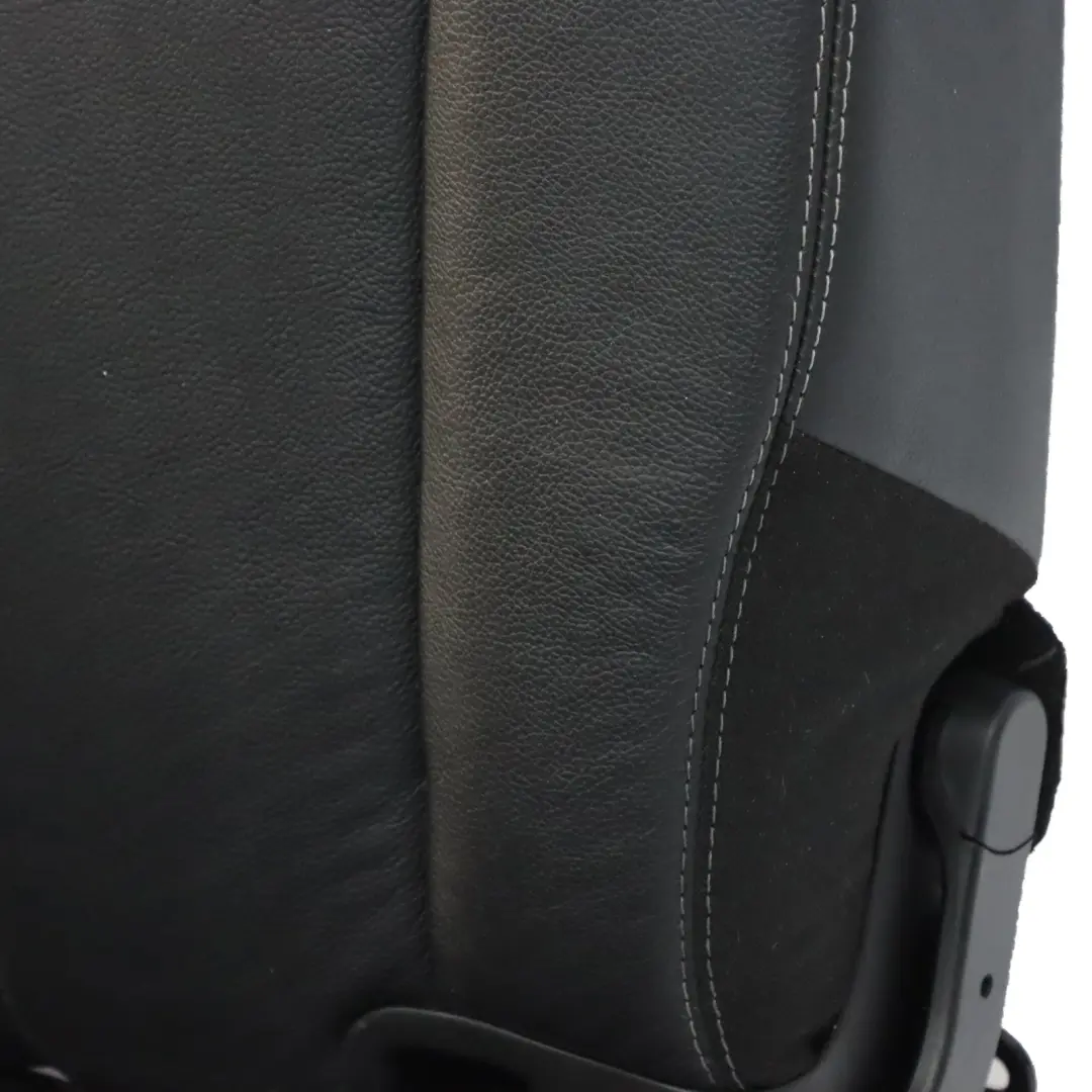 Asiento Trasero Izquierdo 3RD Tercera Fila Interior Cuero Negro para Mercedes GL X164 con número de pieza A1649300387 Mercedes GL X164 Asiento Trasero Izquierdo 3RD Tercera Fila Interior Cuero Negro - SKU A1649300387 - Número de pieza A1649300387