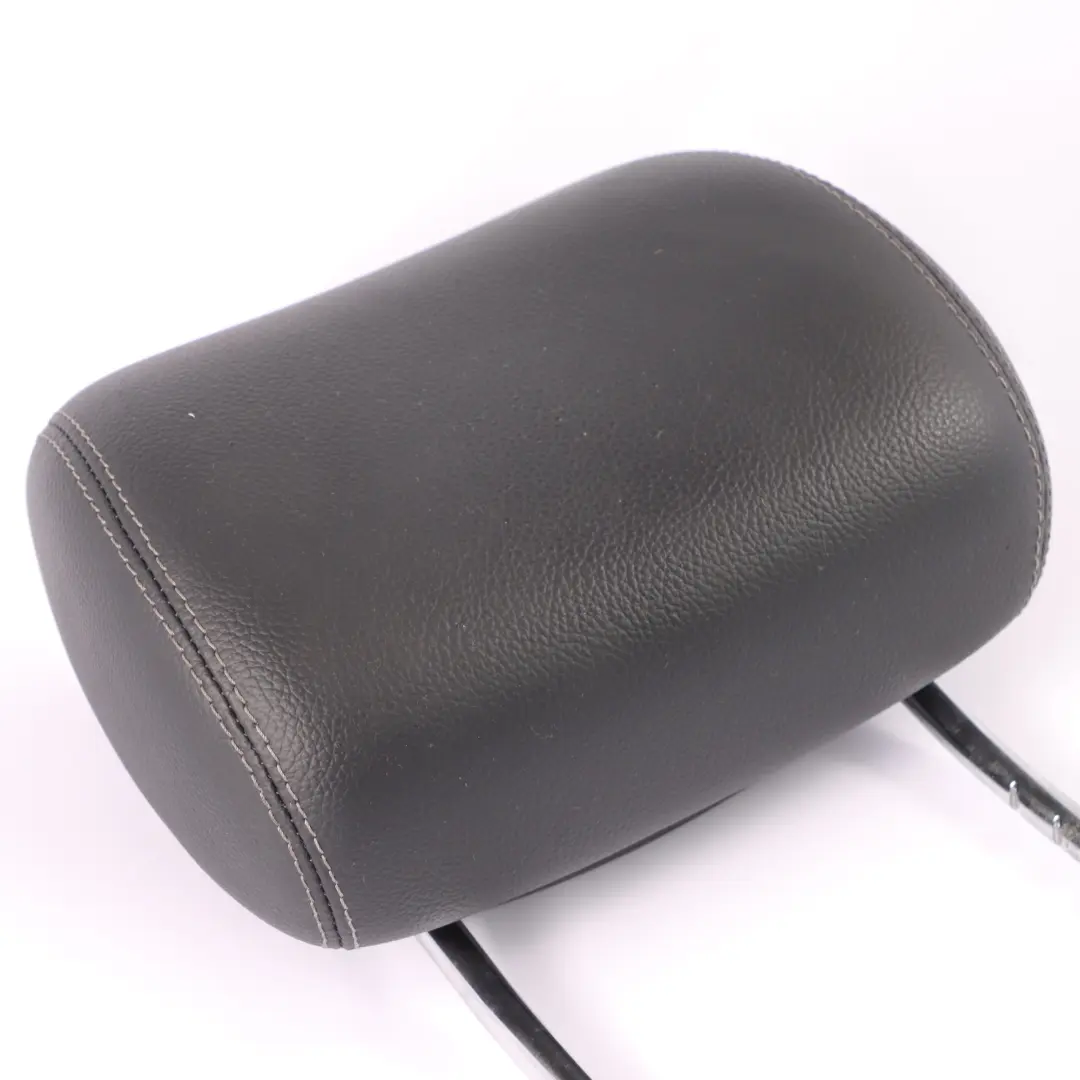 Poggiatesta Mercedes W251 W164 anteriore destro sinistro Nero per con numero di parte A1649701578 Poggiatesta Mercedes W251 W164 anteriore destro sinistro Nero - SKU A1649701578 - Numero di parte A1649701578