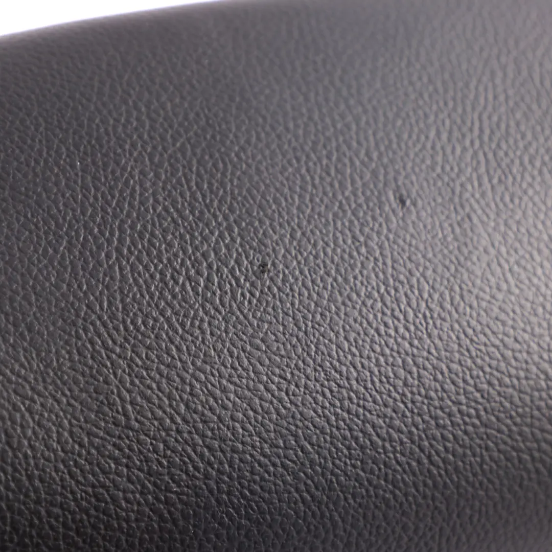 Mercedes ML W164 Reposacabezas Asiento Trasero Izquierdo Cuero Negro - SKU A1649702850 - Número de pieza A1649702850