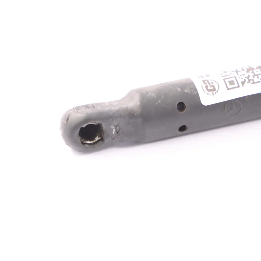 Motorhaube Gasstrebe Rechts für Mercedes W164 mit Teilenummer A1649800464 Mercedes W164 Motorhaube Gasstrebe Rechts - SKU A1649800464 - Teilenummer A1649800464