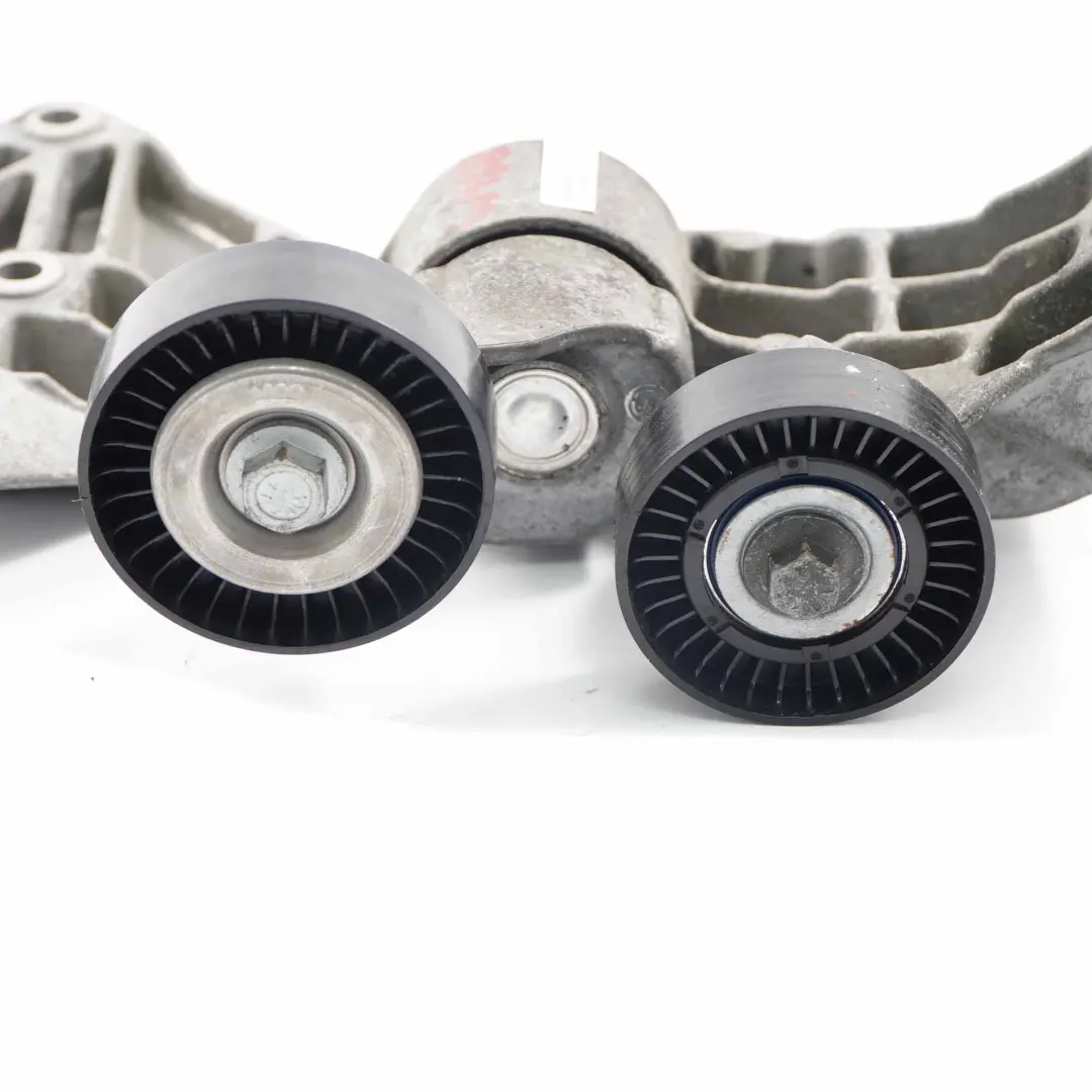 Mercedes W168 M166 Benzin Riemenspanner Halterrolle - SKU A1662020340 - Teilenummer A1662020340