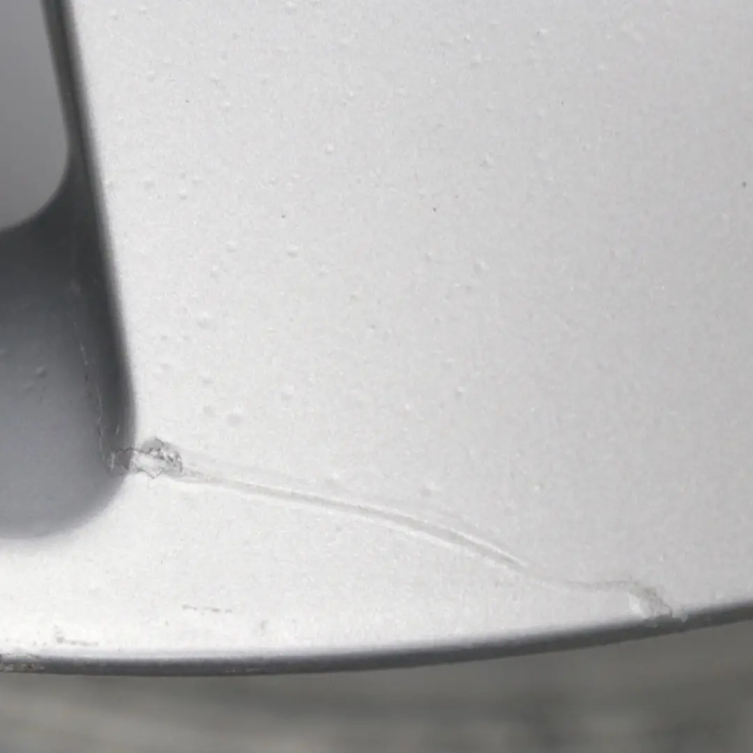 jante alliage argent 19" ET:59 8.5J pour Mercedes ML W166 AMG à propos du numéro de pièce A1664011902 Mercedes ML W166 AMG jante alliage argent 19" ET:59 8.5J - SKU A1664011902-1 - Numéro de pièce A1664011902