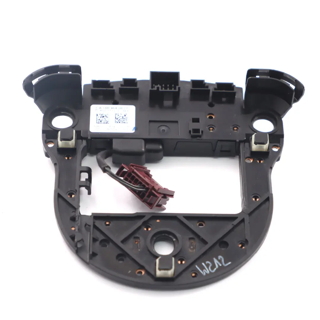 Steering Wheel Mercedes Sprinter W204 W212 AMG Contact Plate Piece to with Part number A1664640817 Steering Wheel Mercedes Sprinter W204 W212 AMG Contact Plate Piece - SKU A1664640817 - Part number A1664640817