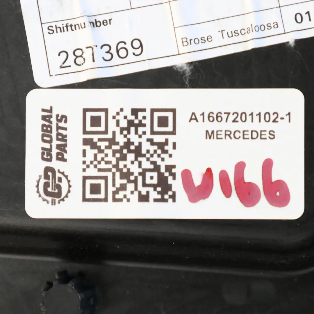 Mercedes W166 Regolatore Alzacristalli Sinistro Pannello Motore - SKU A1667201102-1 - Numero di parte A1667201102