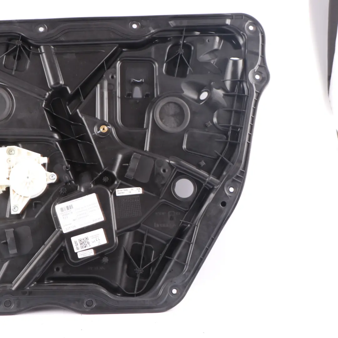 Alzacristalli Regolatore Anteriore Destro Motore per Mercedes W166 con numero di parte A1667201202 Mercedes W166 Alzacristalli Regolatore Anteriore Destro Motore - SKU A1667201202 - Numero di parte A1667201202