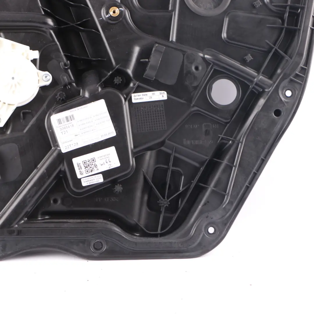 Elevalunas Regulador Delantero Derecho Motor Panel para Mercedes W166 con número de pieza A1667201202 Mercedes W166 Elevalunas Regulador Delantero Derecho Motor Panel - SKU A1667201202 - Número de pieza A1667201202