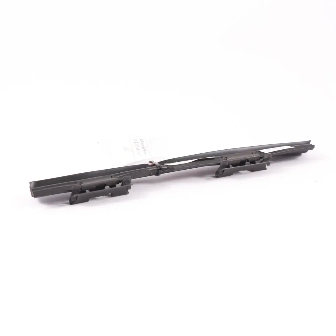 Mercedes GLE350 W166 Junta interior burlete ventana puerta trasera derecha - SKU A1667300224 - Número de pieza A1667300224